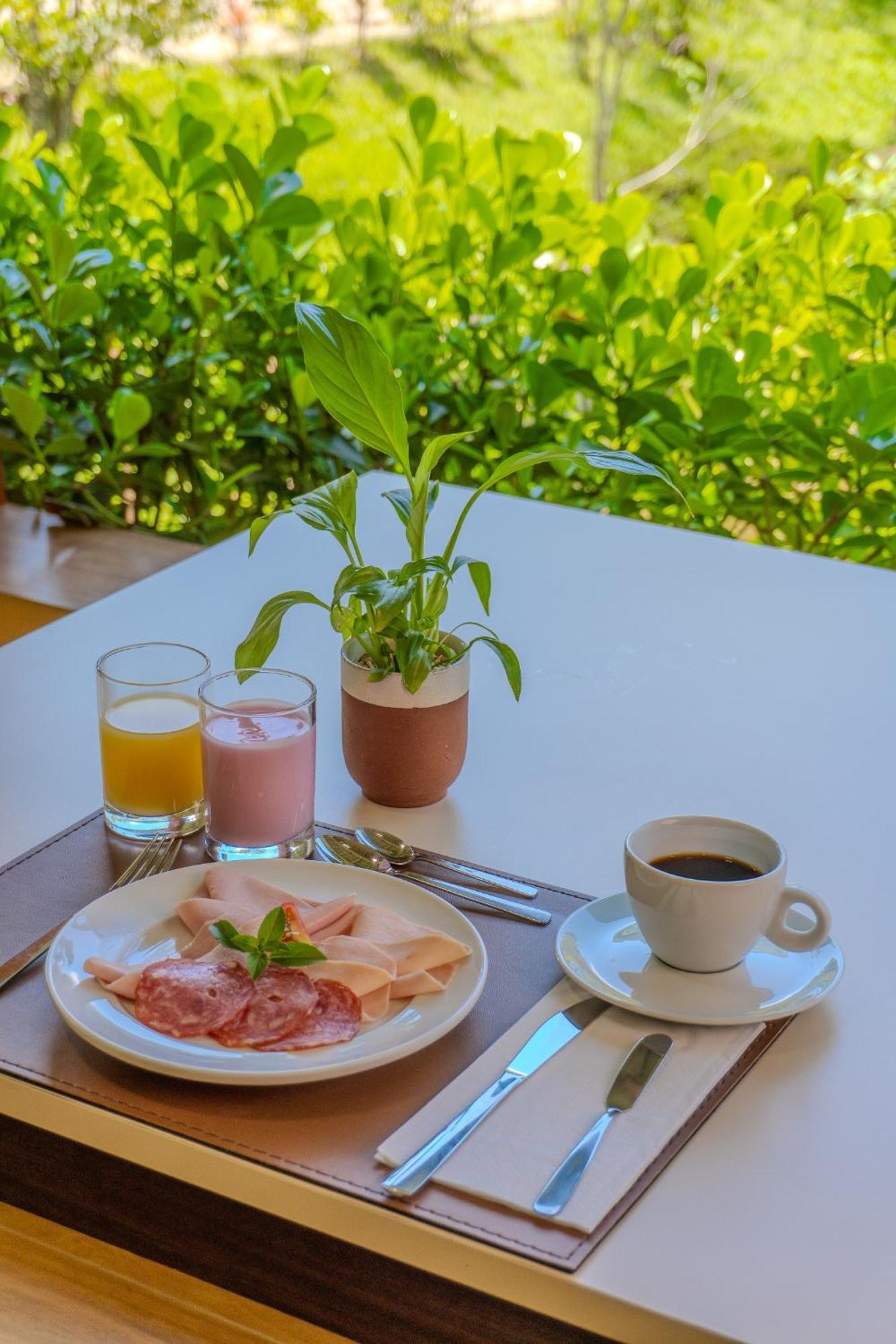 Matiz Igarata Resort, Spa E Eventos Экстерьер фото